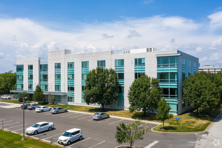 WCRE Represents Innovairre Global in the Long-term Renewal of 13,923 SF Office Lease